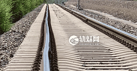 标准轨地段胀轨跑道原因及预防措施
